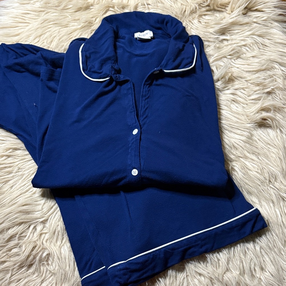 Elegant J. Crew Blue Pajama Set with White Piping